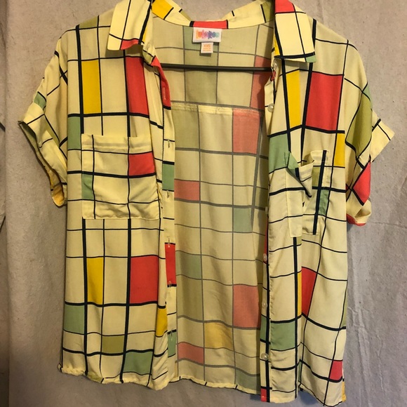 LuLaRoe Tops - LulaRoe Amy